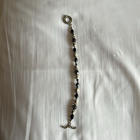 5/$20🔴 Beaded bracelet Silver and Gray - Picture 2 of 5